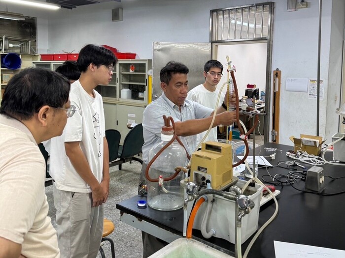 化工乙級技能檢定訓練圖片