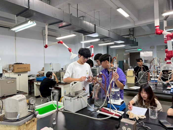 化工乙級技能檢定訓練圖片